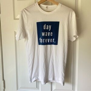 Day Wave Graphic T-Shirt